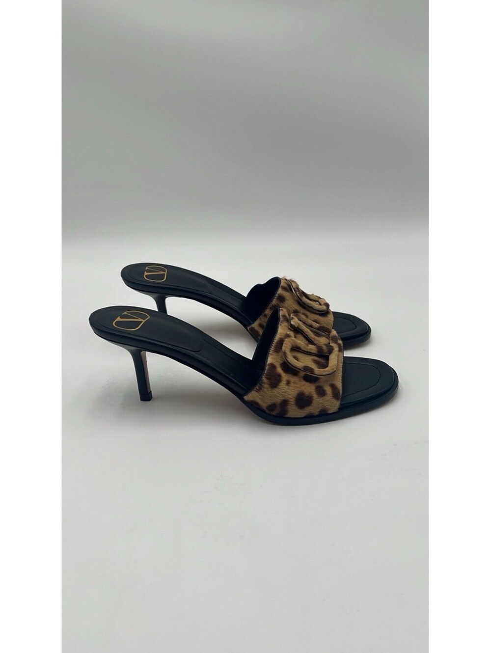 Women’s Valentino VLogo leopard print calf hair Heel sandals Size 36